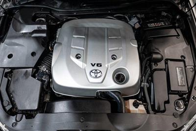 2004 Toyota Crown - Thumbnail