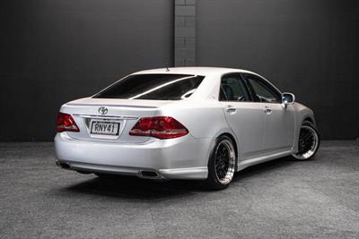 2008 Toyota Crown - Thumbnail