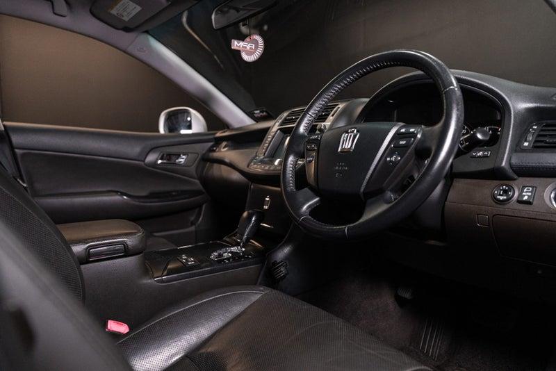 2008 Toyota Crown