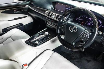 2013 Lexus LS 460 - Thumbnail