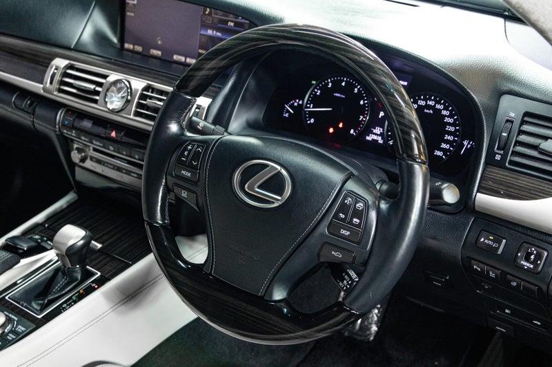 2013 Lexus LS 460