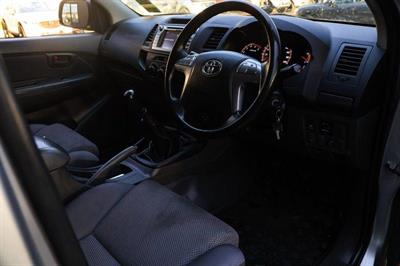 2015 Toyota Hilux - Thumbnail