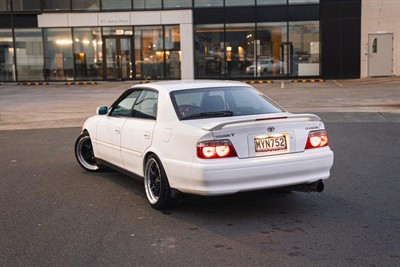 1999 Toyota Chaser - Thumbnail