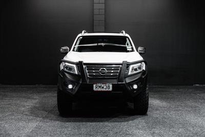 2016 Nissan Navara - Thumbnail