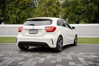 2014 Mercedes-Benz A 250 - Thumbnail