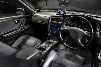 1997 Nissan Stagea - Thumbnail