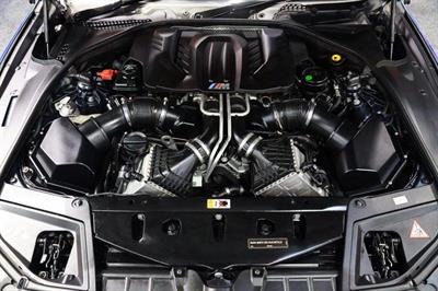 2012 BMW M5 - Thumbnail