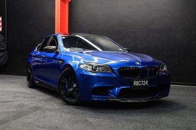 2012 BMW M5 - Thumbnail