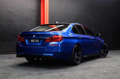 2012 BMW M5 - Thumbnail