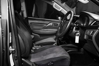 2018 Mitsubishi Triton - Thumbnail