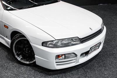1996 Nissan Skyline - Thumbnail