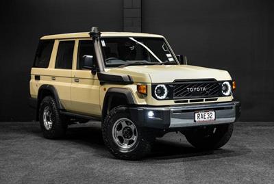 2025 Toyota Land Cruiser - Thumbnail