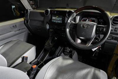 2025 Toyota Land Cruiser - Thumbnail