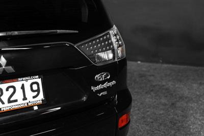 2008 Mitsubishi Outlander - Thumbnail