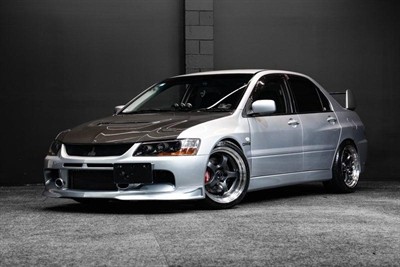 2004 Mitsubishi Lancer - Thumbnail