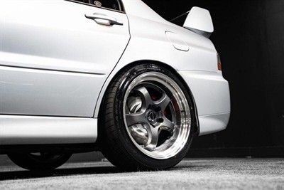 2004 Mitsubishi Lancer - Thumbnail