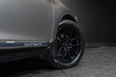 2016 Subaru Legacy - Thumbnail