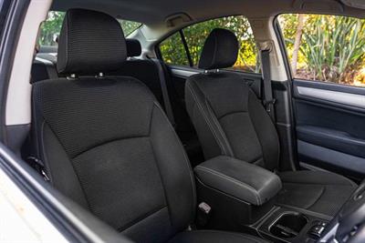 2016 Subaru Legacy - Thumbnail