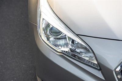 2016 Subaru Legacy - Thumbnail