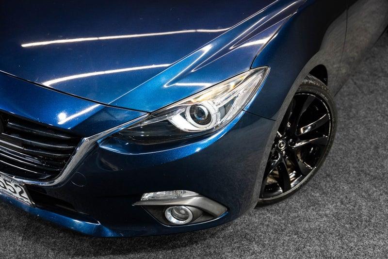 2013 Mazda Axela