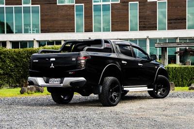 2018 Mitsubishi Triton - Thumbnail