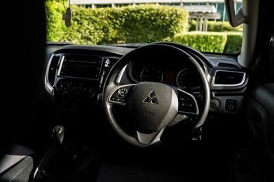 2018 Mitsubishi Triton - Thumbnail