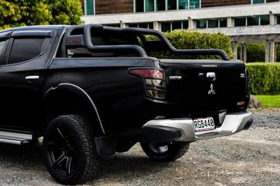 2018 Mitsubishi Triton - Thumbnail