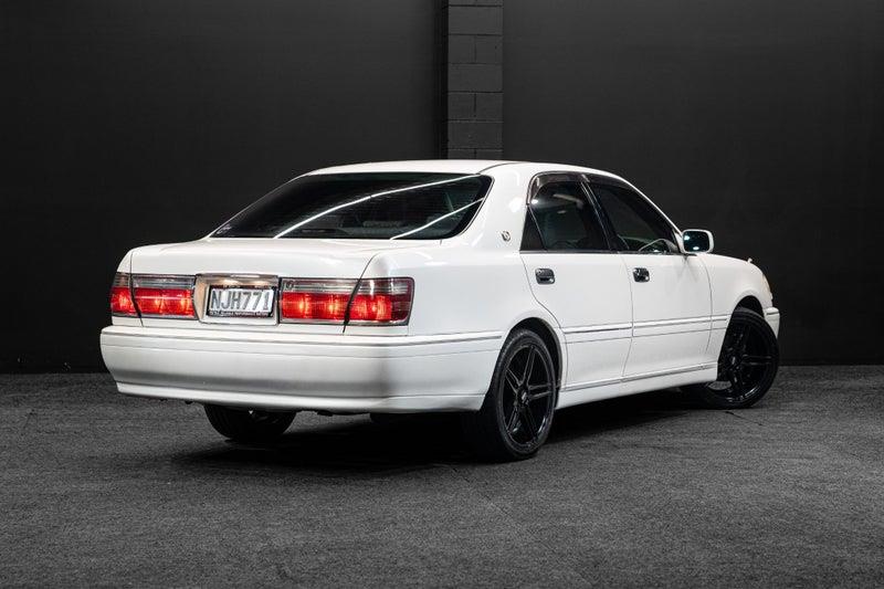 2000 Toyota Crown