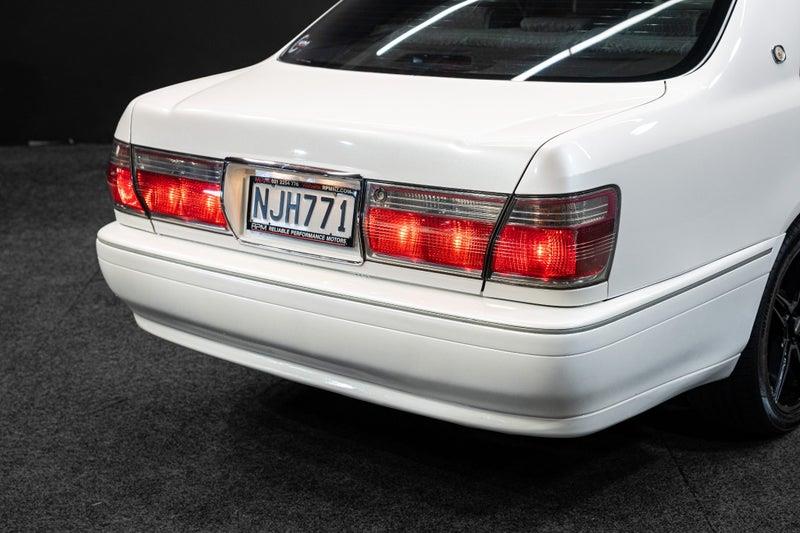 2000 Toyota Crown