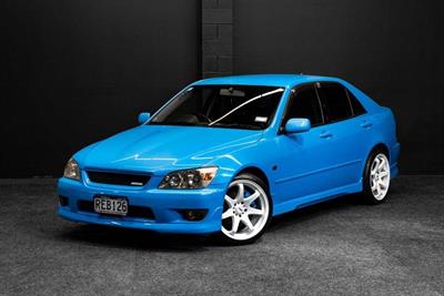 1999 Toyota Altezza - Thumbnail