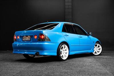 1999 Toyota Altezza - Thumbnail