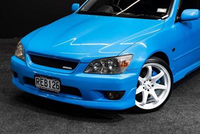 1999 Toyota Altezza - Thumbnail