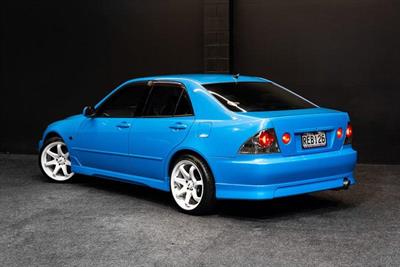 1999 Toyota Altezza - Thumbnail