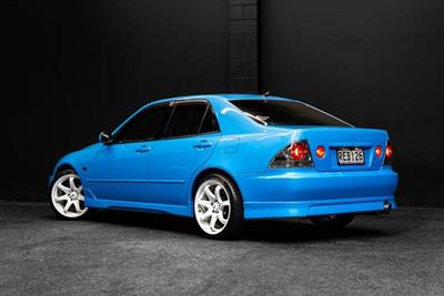 1999 Toyota Altezza - Thumbnail