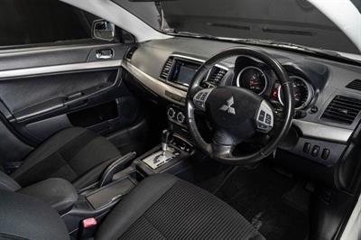 2014 Mitsubishi Lancer - Thumbnail