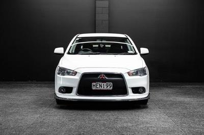 2014 Mitsubishi Lancer - Thumbnail