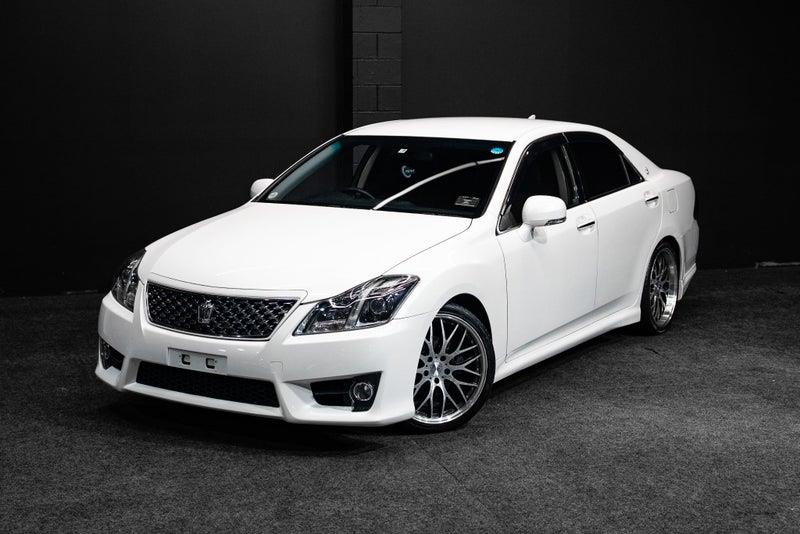 2012 Toyota Crown