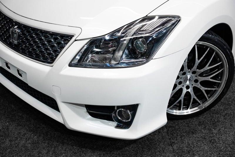 2012 Toyota Crown