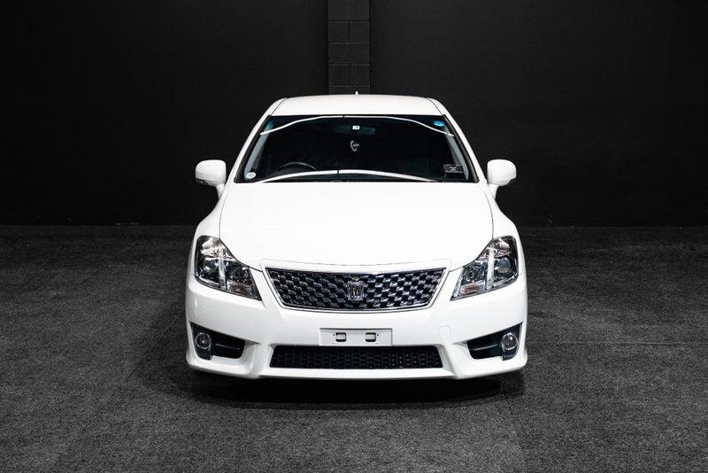 2012 Toyota Crown