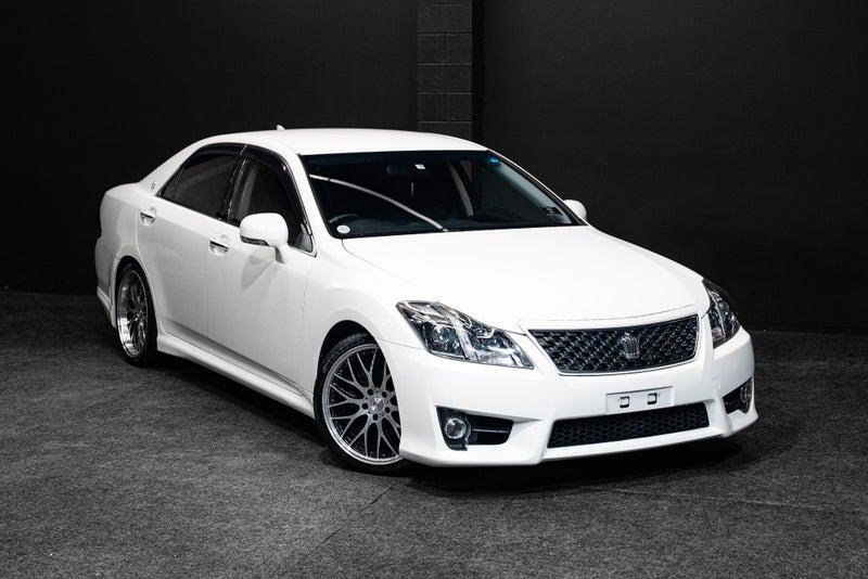 2012 Toyota Crown