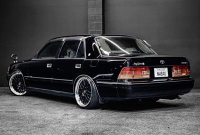 1996 Toyota Crown - Thumbnail