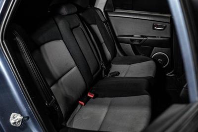 2006 Mazda Axela - Thumbnail