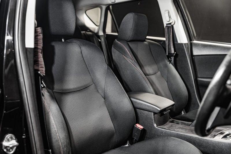 2013 Mazda Axela
