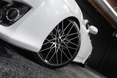 2011 Toyota Crown - Thumbnail