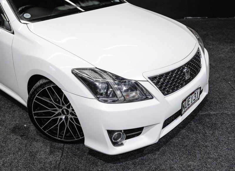 2011 Toyota Crown
