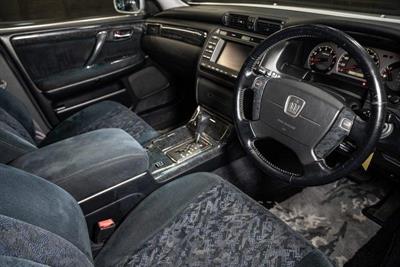 2005 Toyota Crown - Thumbnail