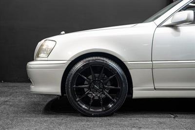 2005 Toyota Crown - Thumbnail