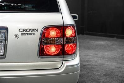 2005 Toyota Crown - Thumbnail