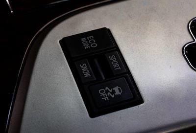 2012 Toyota Crown - Thumbnail