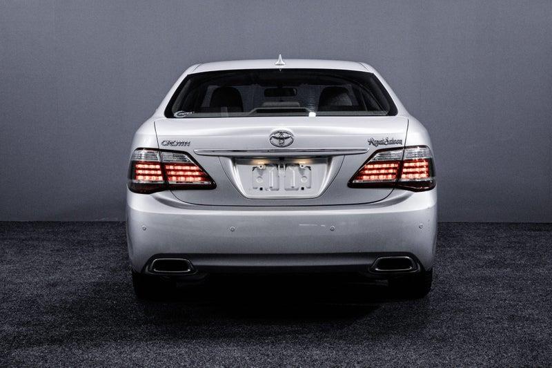 2012 Toyota Crown